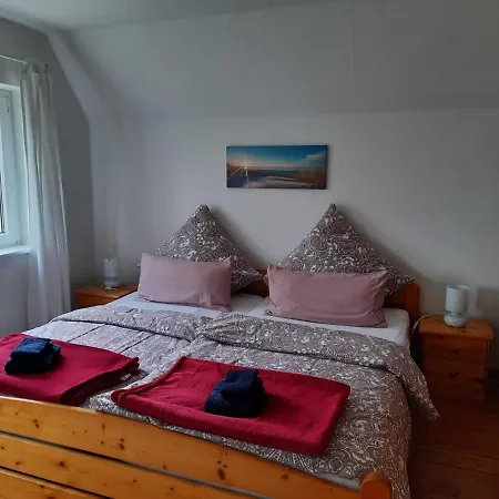 Lantgård Ferienhaus Esgrusschauby Pferdehof *